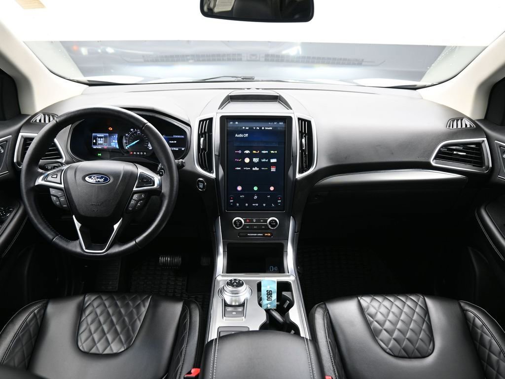 Used 2023 Ford Edge Titanium w/ Class II Trailer Tow Package AWD/4WD image 12