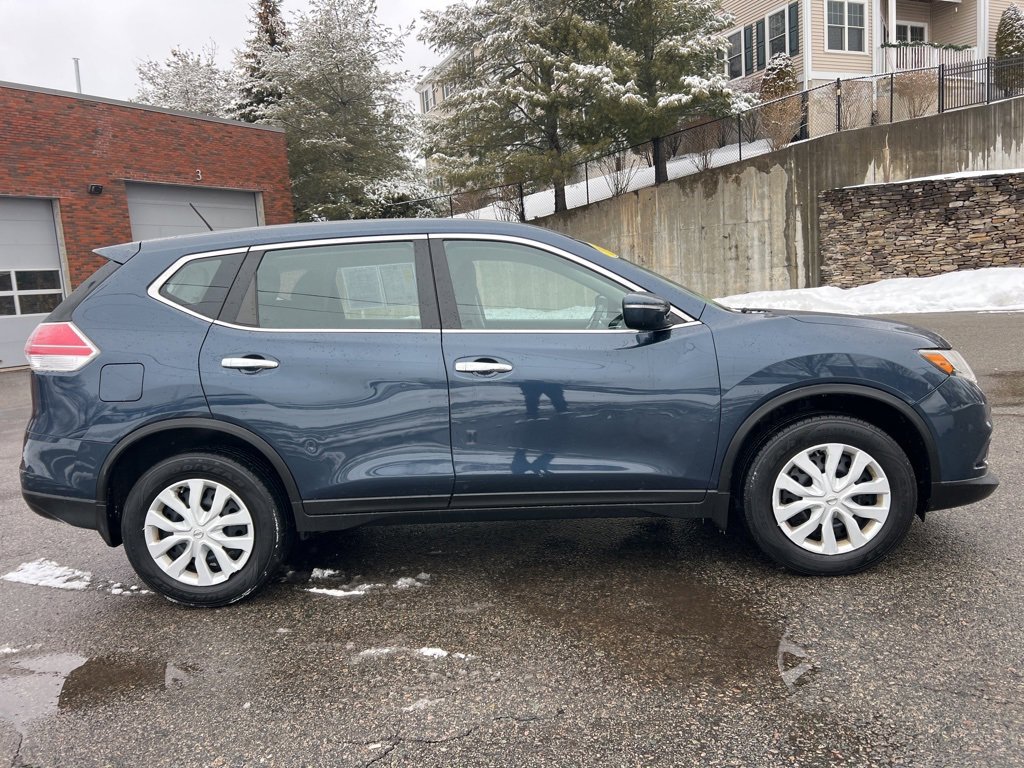 Used 2015 Nissan Rogue S image 6