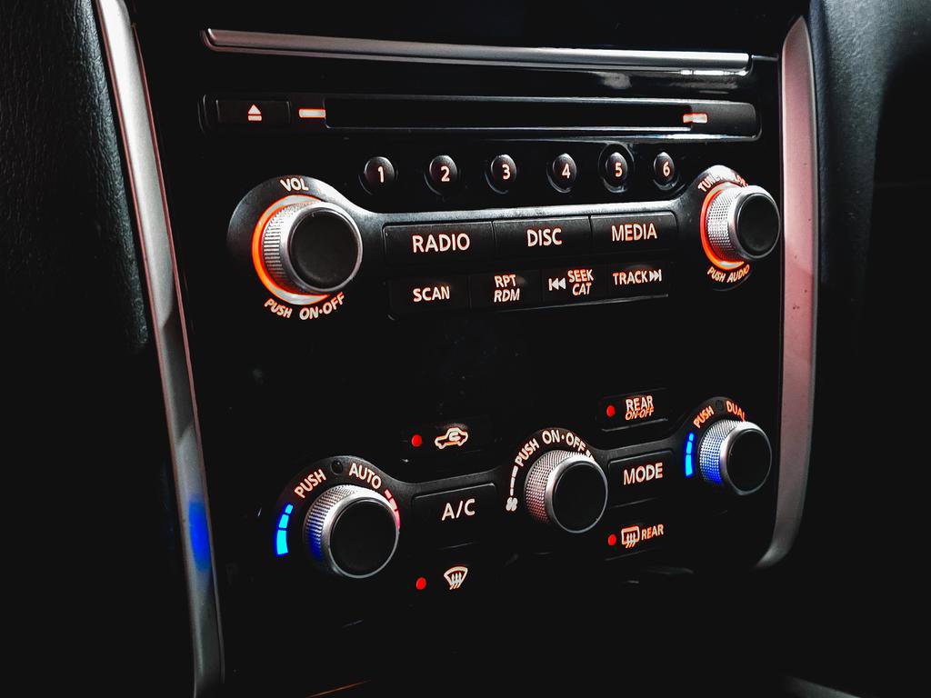 Used 2017 Nissan Pathfinder S image 30