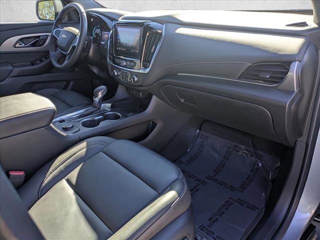 Used 2023 Chevrolet Traverse LT image 20