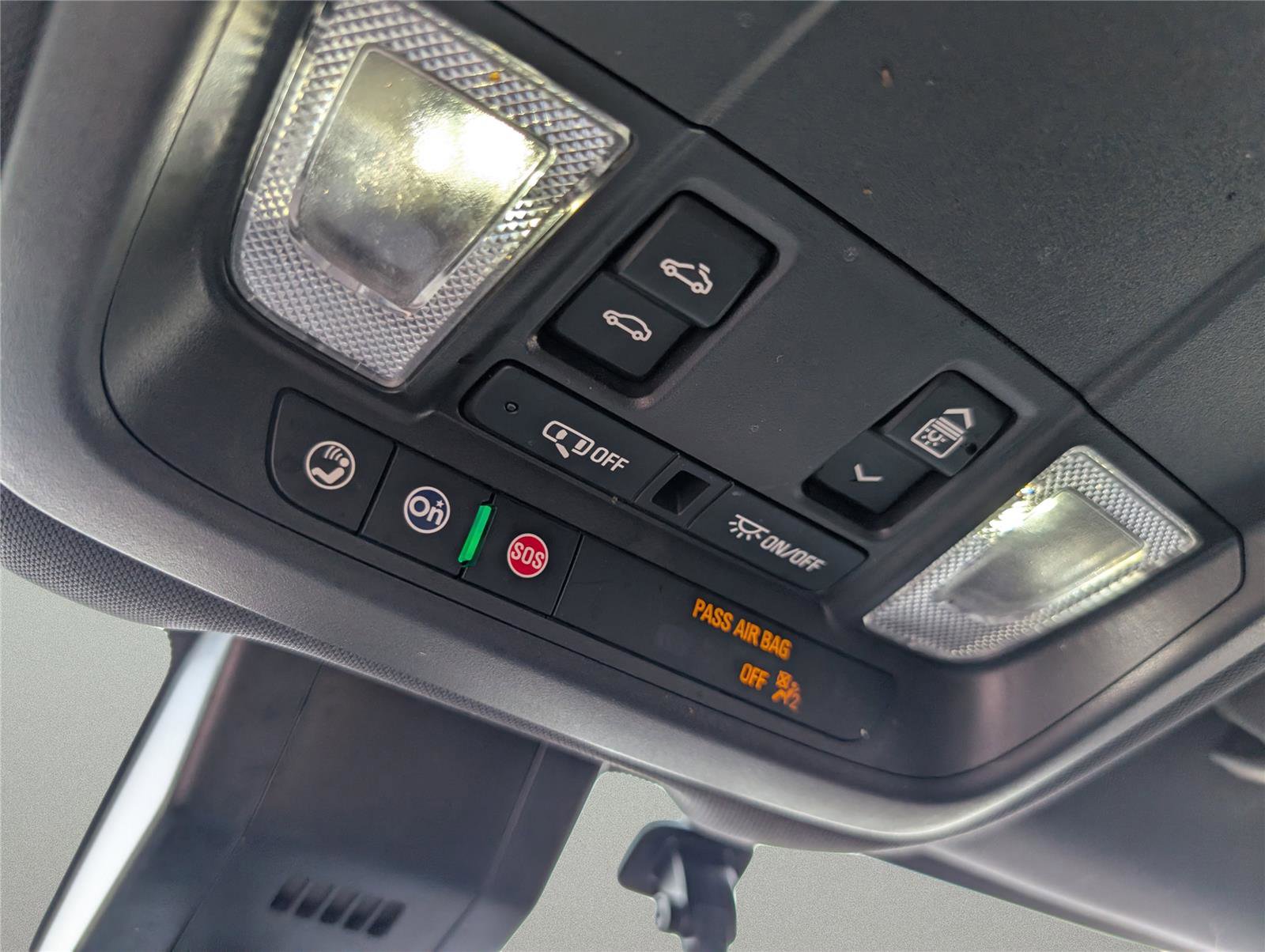 Used 2024 Chevrolet Equinox RS w/ RS Leather Package image 22