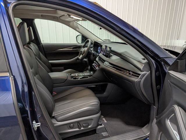 Used 2025 INFINITI QX60 Luxe AWD/4WD image 31