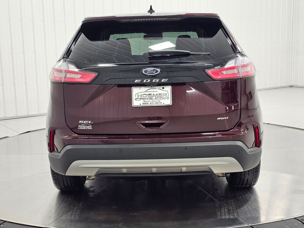 Used 2024 Ford Edge SEL AWD/4WD image 4