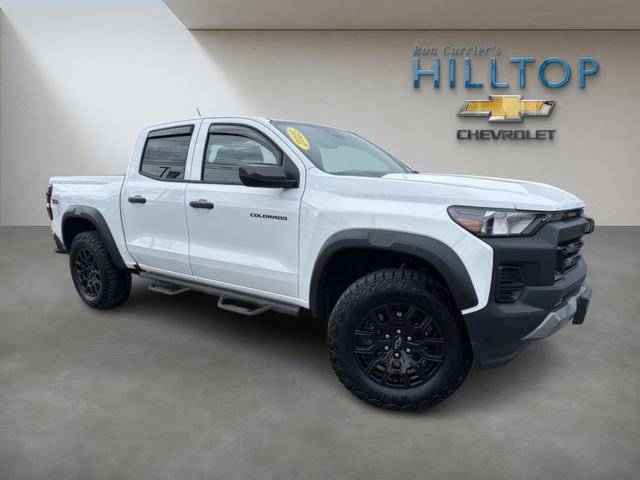Used 2025 Chevrolet Colorado Trail Boss image 2