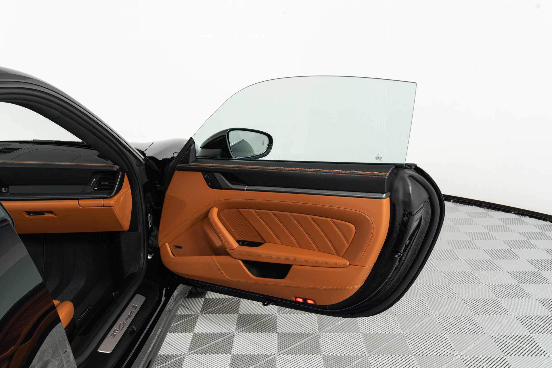 Used 2025 Porsche 911 Carrera S image 14