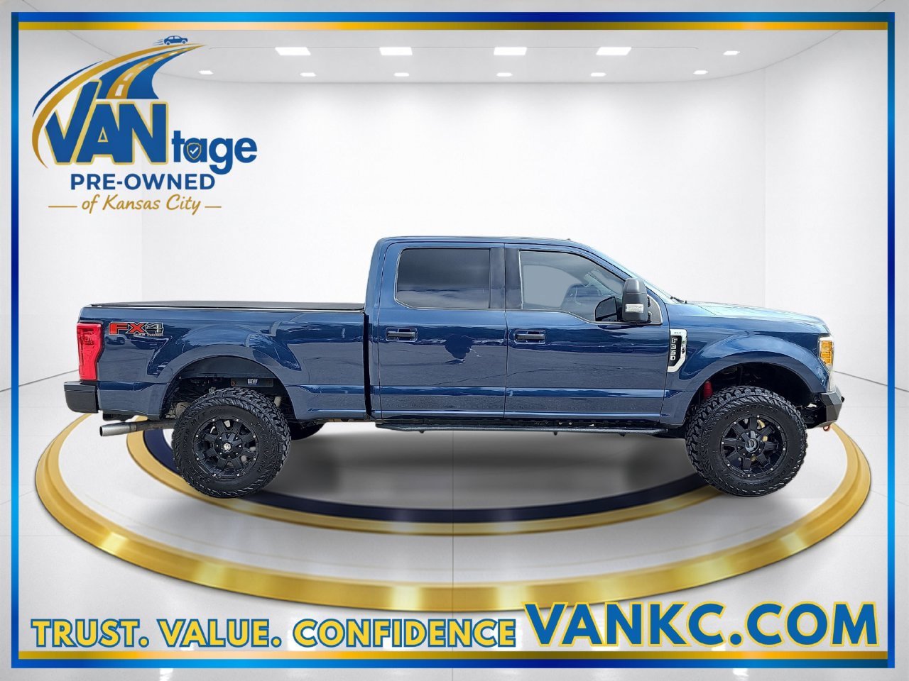 Used 2017 Ford F350 XLT AWD/4WD image 5