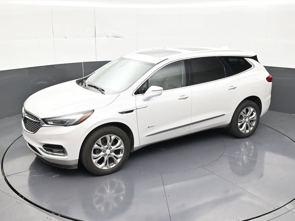 Used 2018 Buick Enclave Avenir FWD image 16