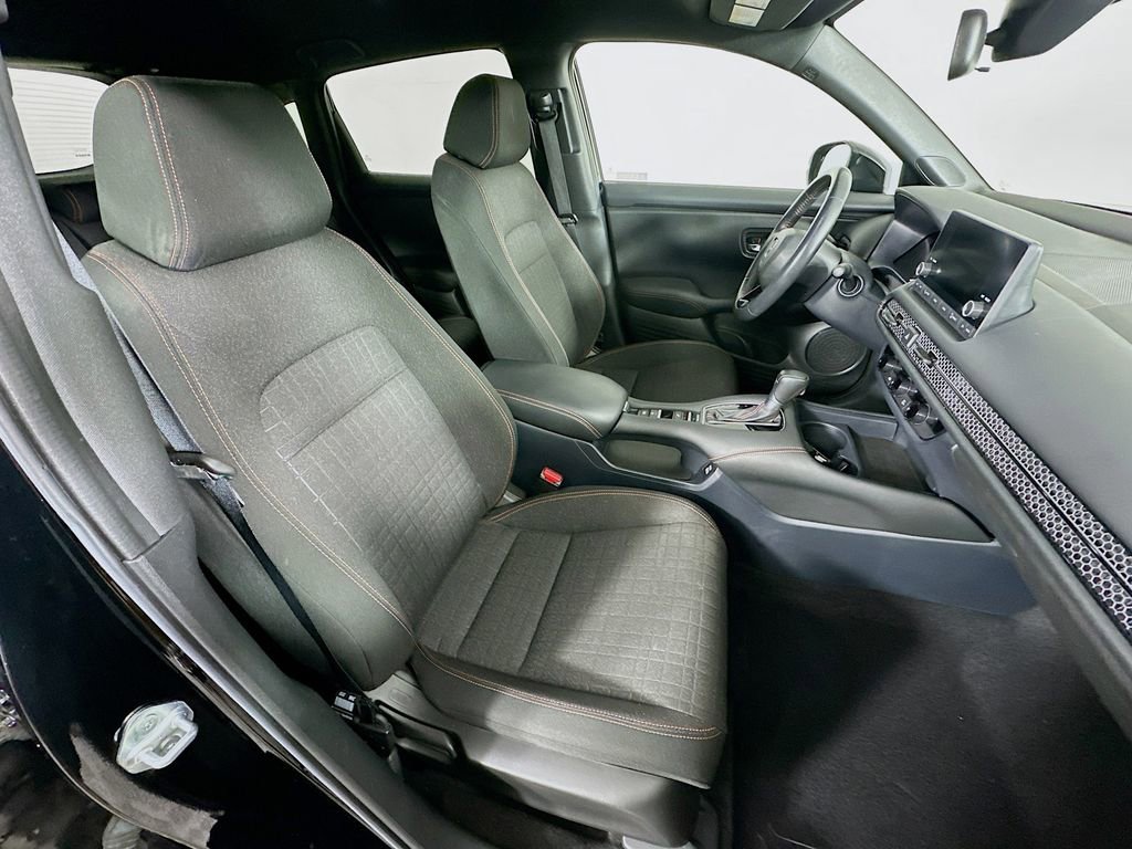 Used 2023 Honda HR-V Sport image 33