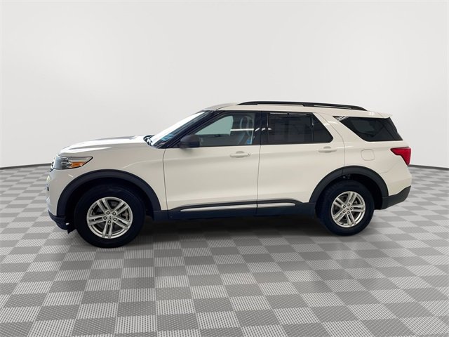 Used 2022 Ford Explorer XLT image 6