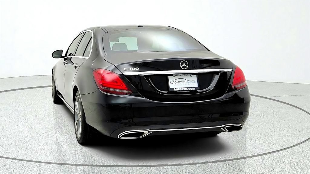 Used 2019 Mercedes-Benz C 300 Sedan w/ Premium Package image 6