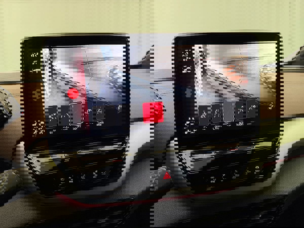 Used 2023 Volkswagen ID.4 Pro image 28