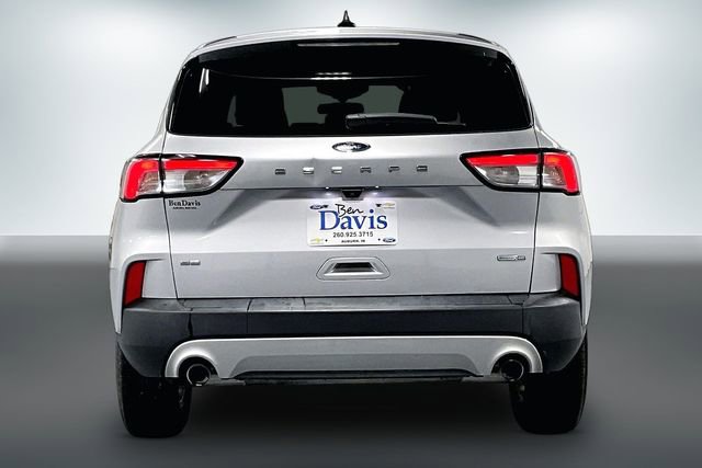 Used 2020 Ford Escape SE image 6