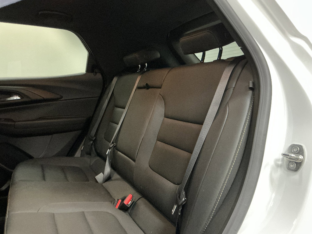 Used 2024 Chevrolet TrailBlazer ACTIV w/ Driver Confidence Package FWD image 23