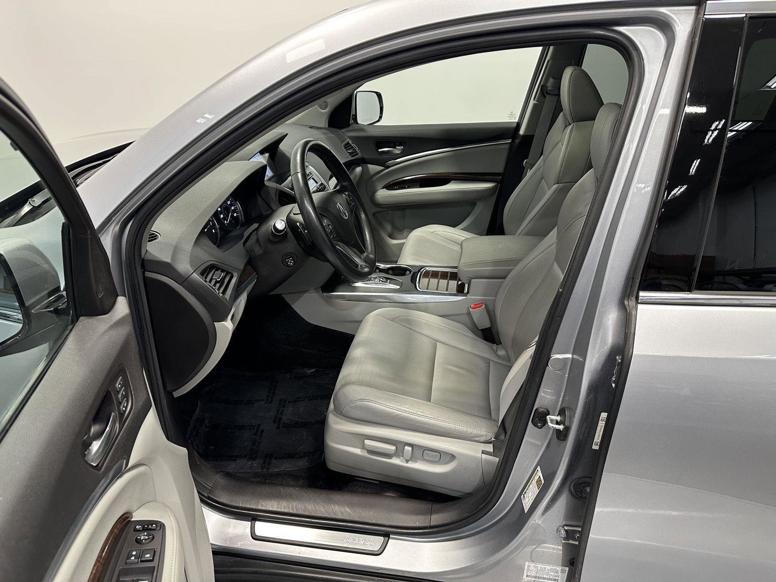 Used 2018 Acura MDX SH-AWD w/ Technology Package image 11