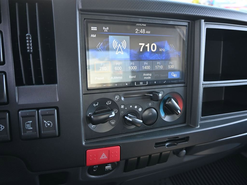 Used 2024 Isuzu NPR image 18