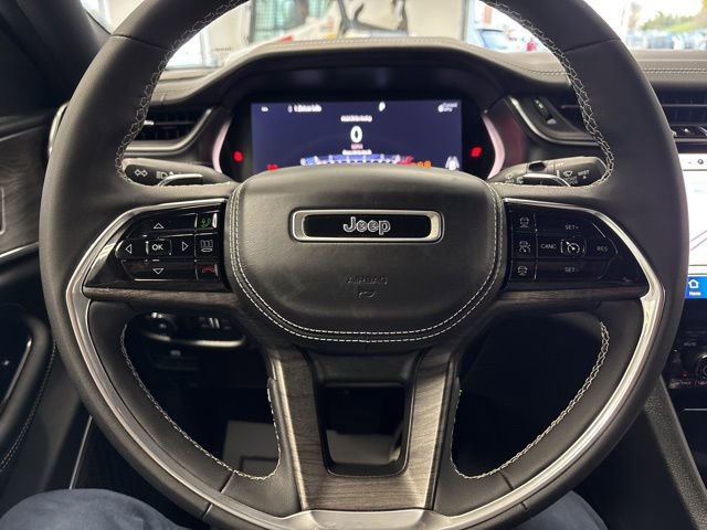 Used 2023 Jeep Grand Cherokee Overland image 35