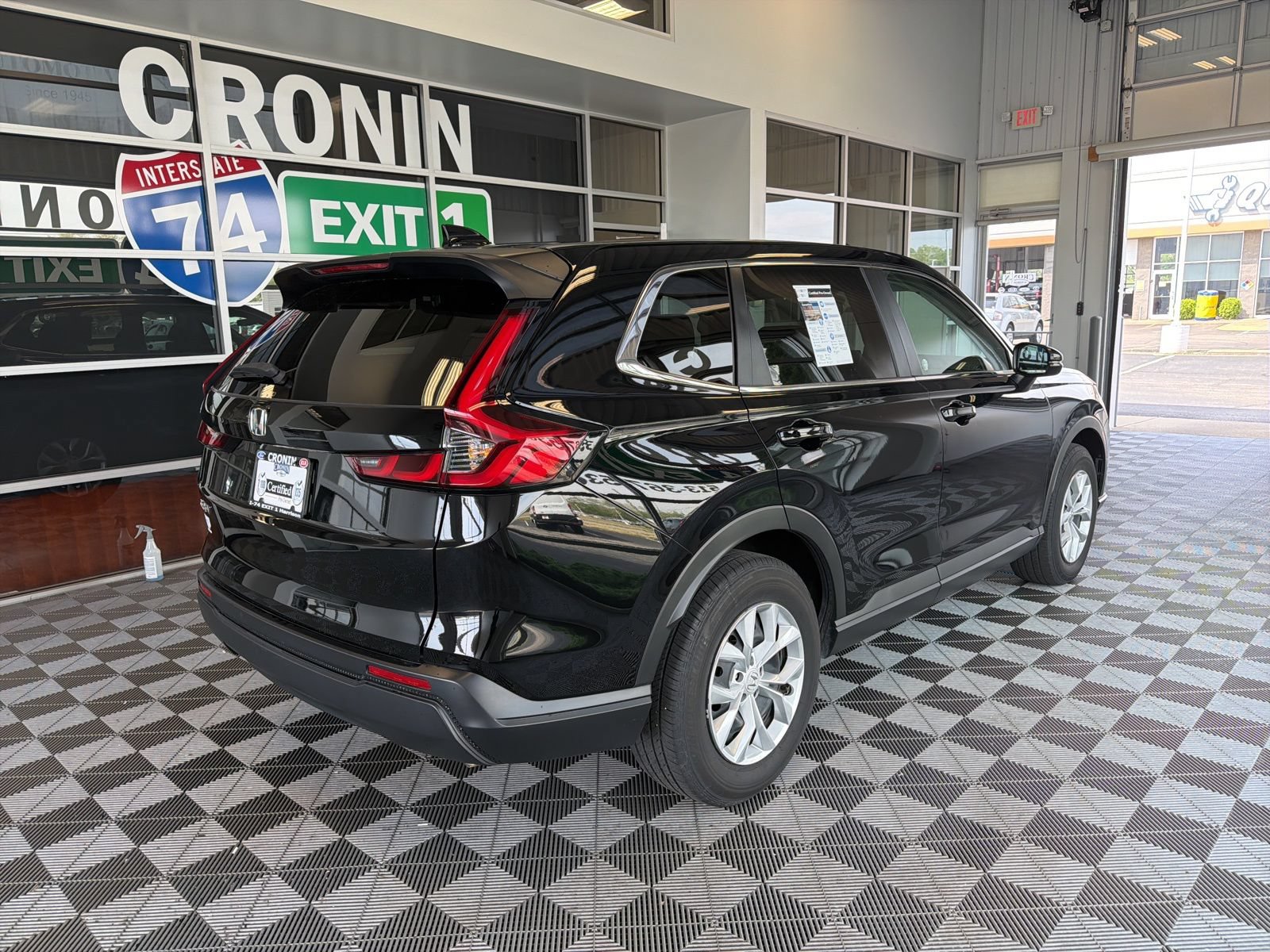Used 2025 Honda CR-V LX image 6
