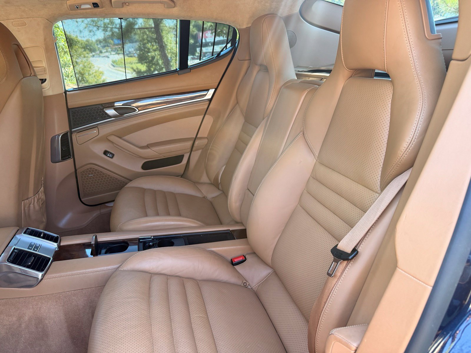 Used 2012 Porsche Panamera AWD/4WD image 39