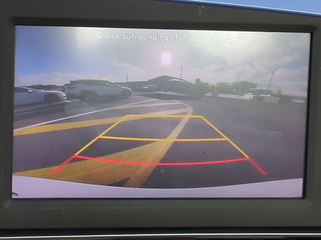 Used 2023 Hyundai Elantra SEL image 18