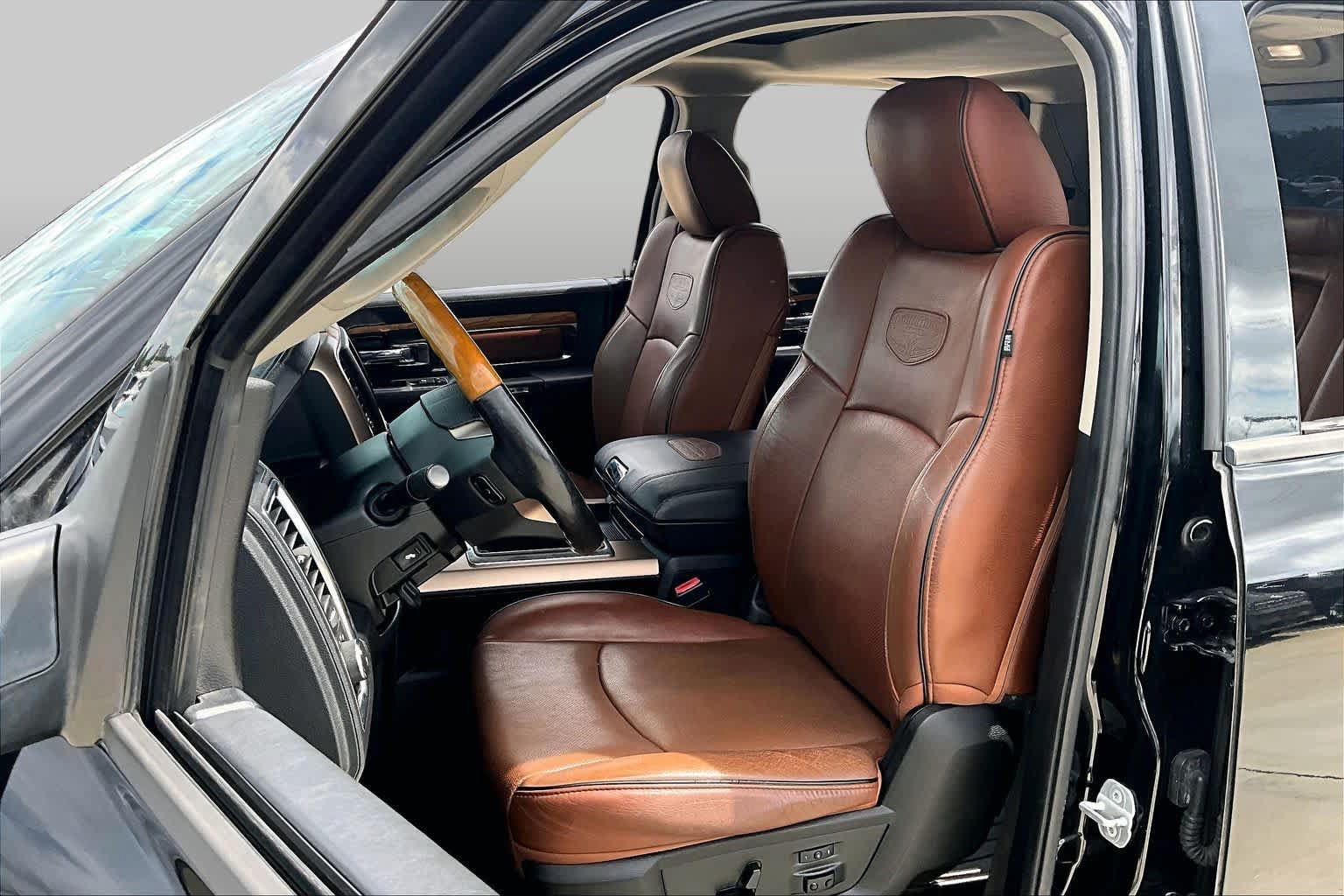Used 2014 RAM 1500 Laramie Longhorn w/ Convenience Group RWD image 7