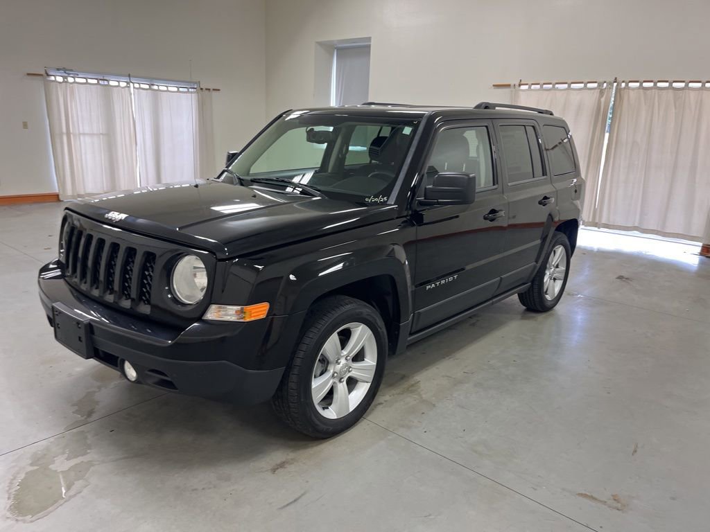 Used 2015 Jeep Patriot Latitude image 4