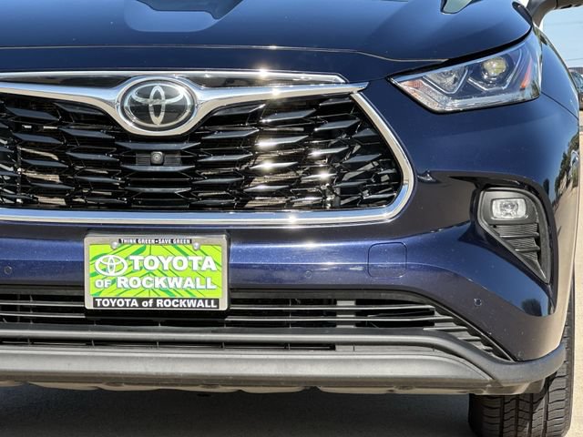 Used 2022 Toyota Highlander Limited AWD/4WD image 9