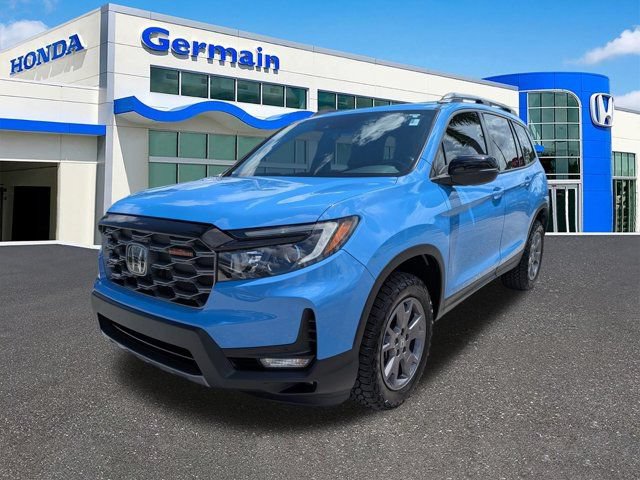 Certified 2024 Honda Passport TrailSport image 1