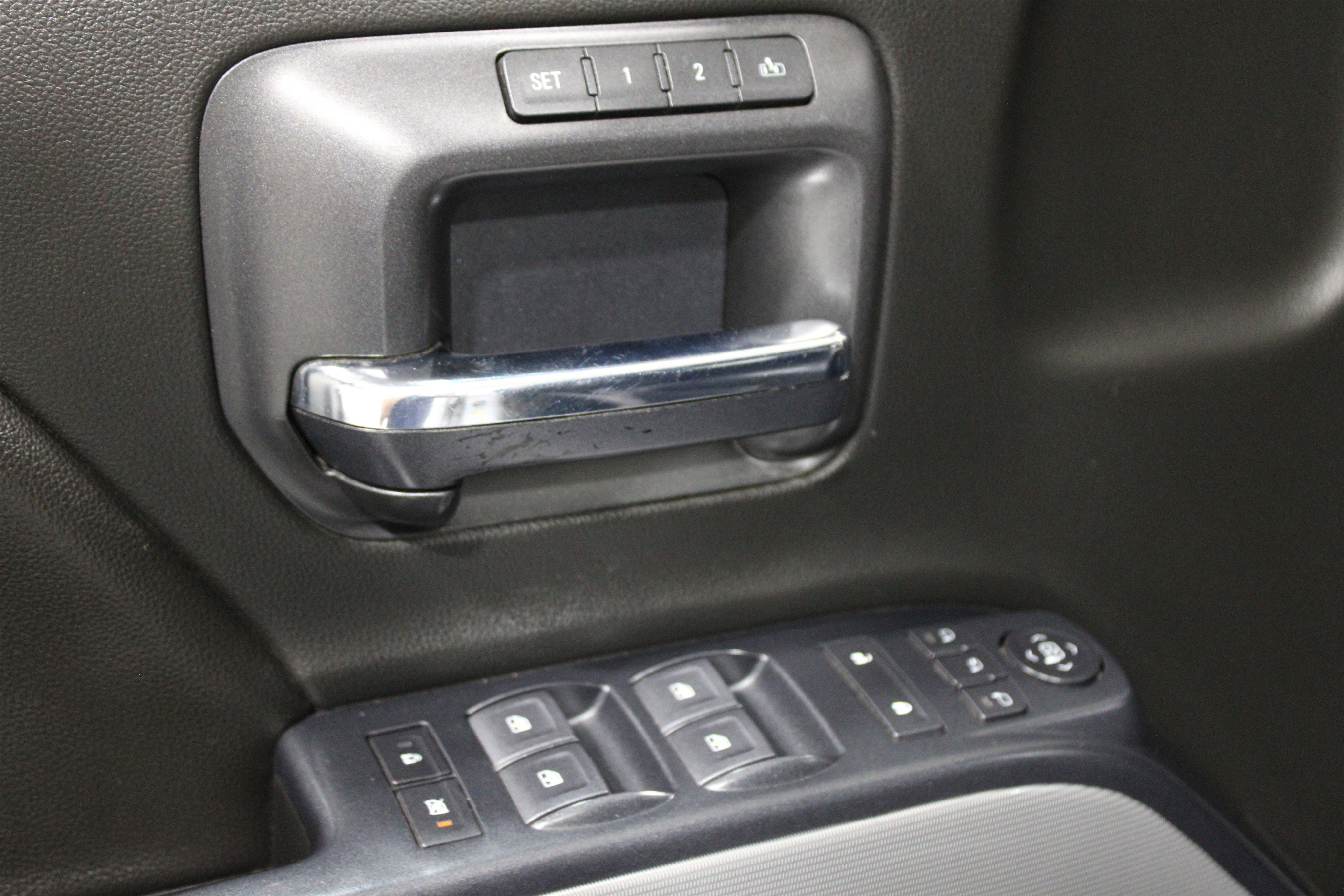 Used 2019 Chevrolet Silverado 2500 LTZ w/ Duramax Plus Package image 7