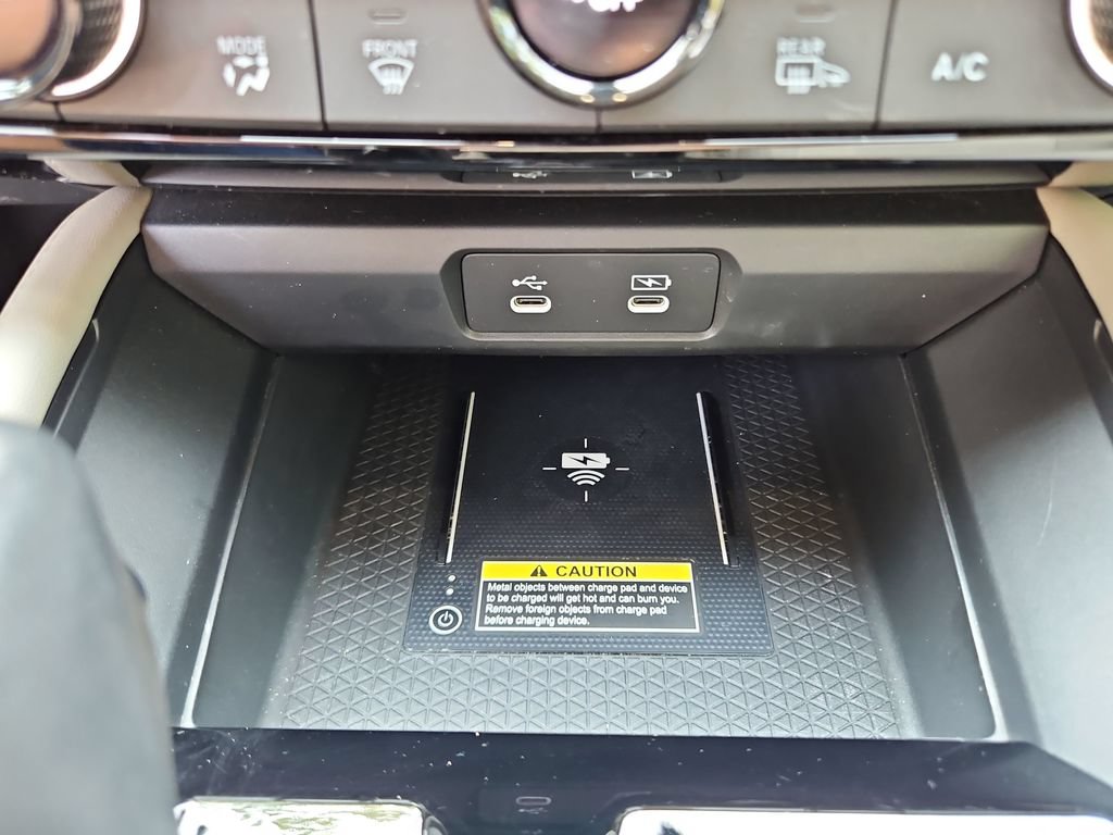 Used 2023 Honda Accord Touring image 20
