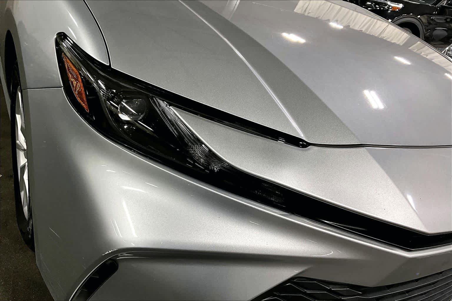 Used 2025 Toyota Camry LE image 28