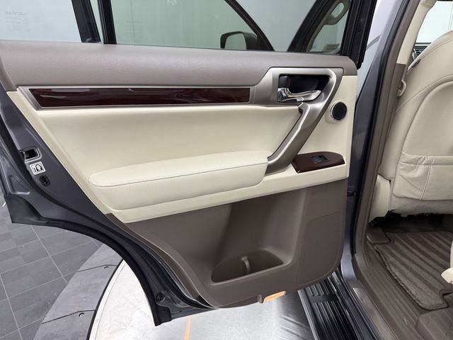 Used 2015 Lexus GX 460 Luxury image 24