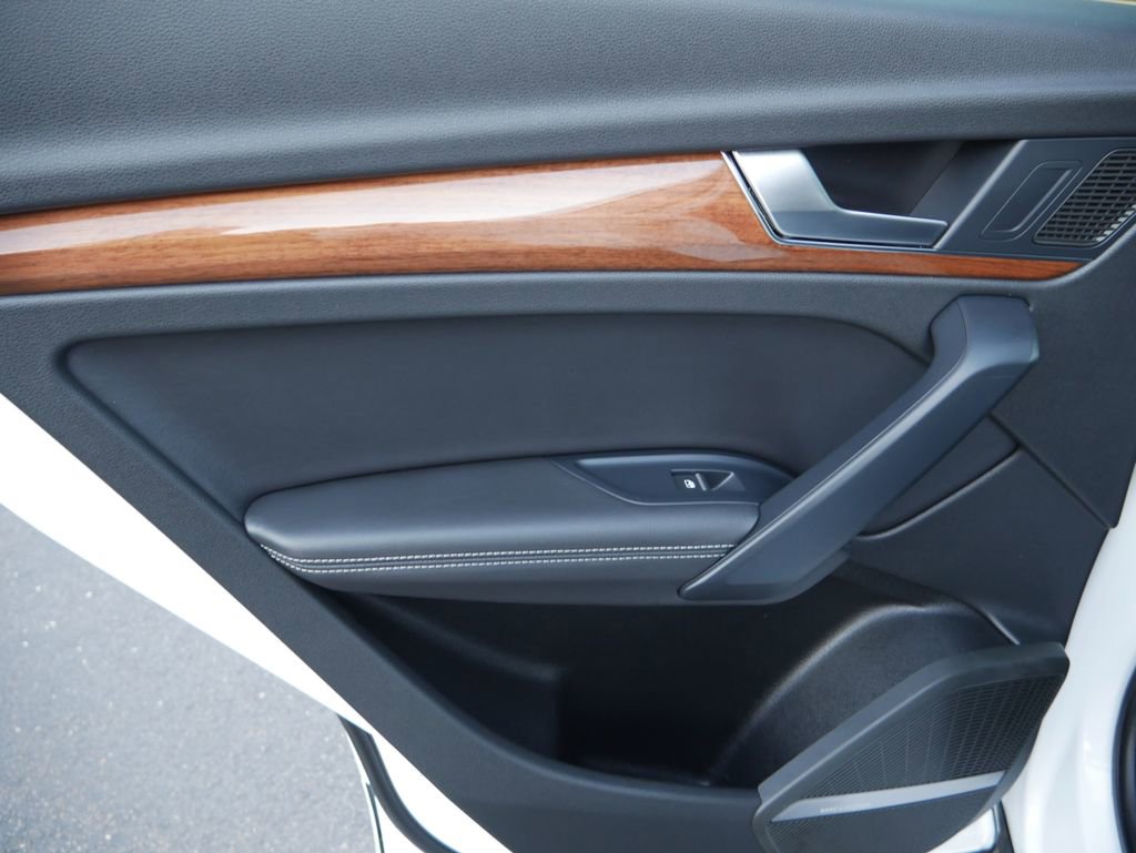 Certified 2023 Audi Q5 2.0T Premium Plus w/ Premium Plus Package image 22