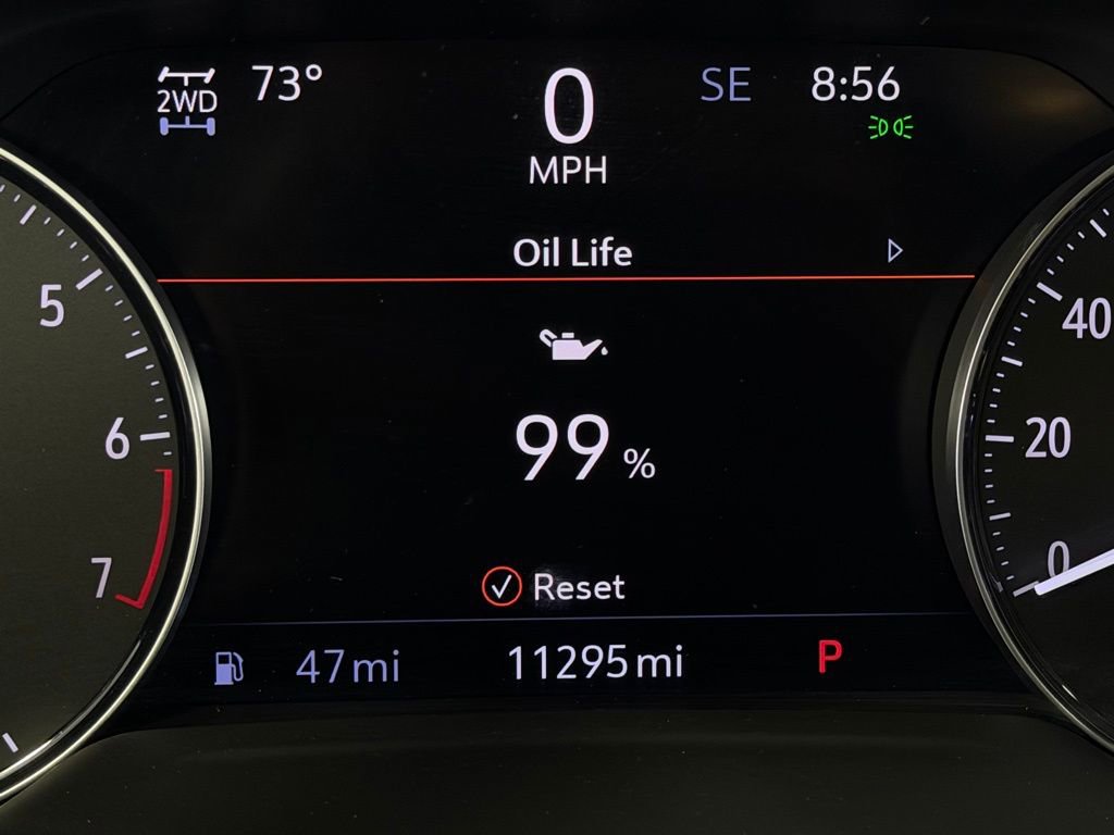 Used 2023 Buick Envision Avenir AWD/4WD image 23