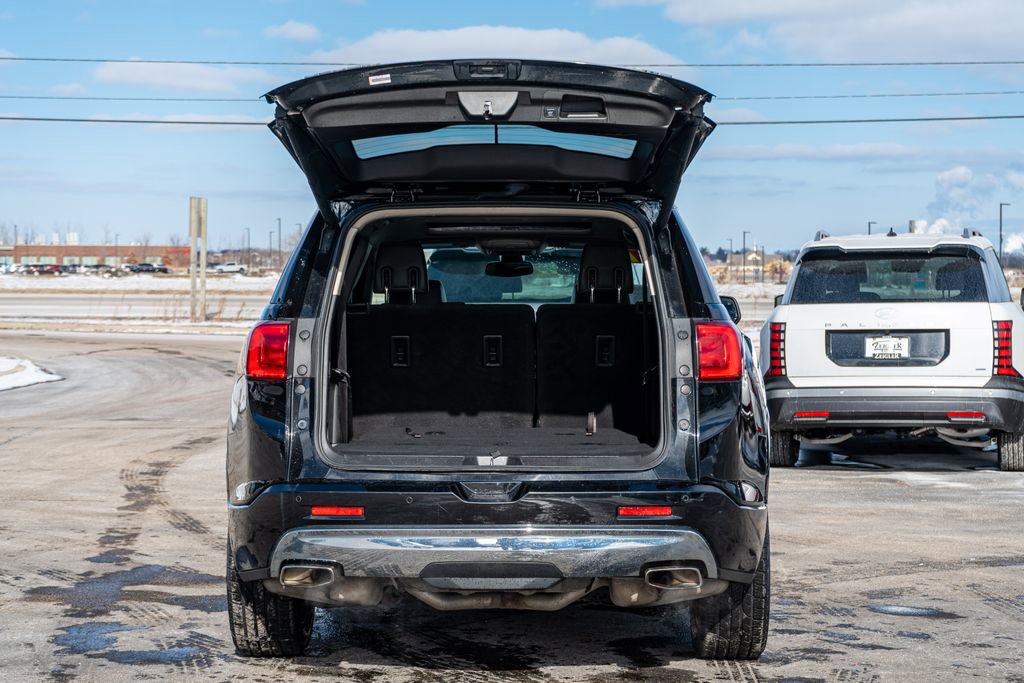Used 2017 GMC Acadia Denali image 11