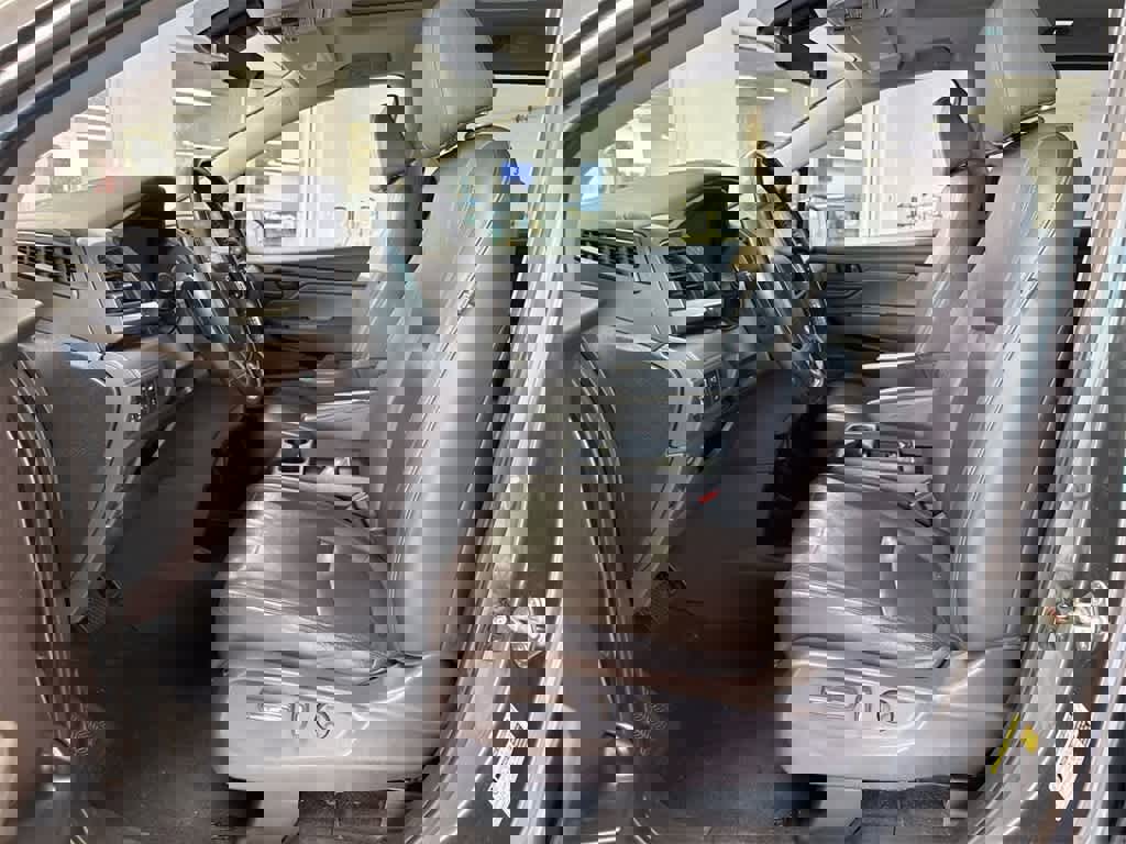 Used 2018 Honda Odyssey EX-L image 16