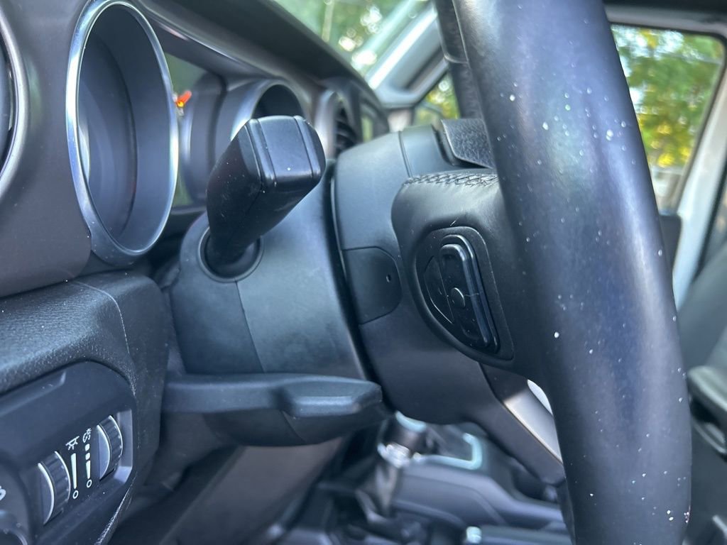 Used 2018 Jeep Wrangler Sport image 35