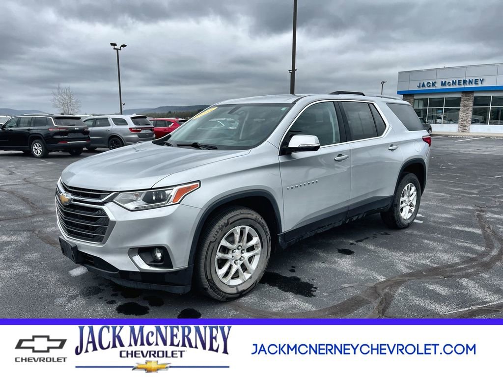 Used 2018 Chevrolet Traverse LT AWD/4WD image 1