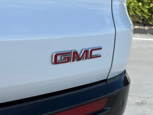 Certified 2025 GMC Acadia Denali w/ Super Cruise Package AWD/4WD image 8