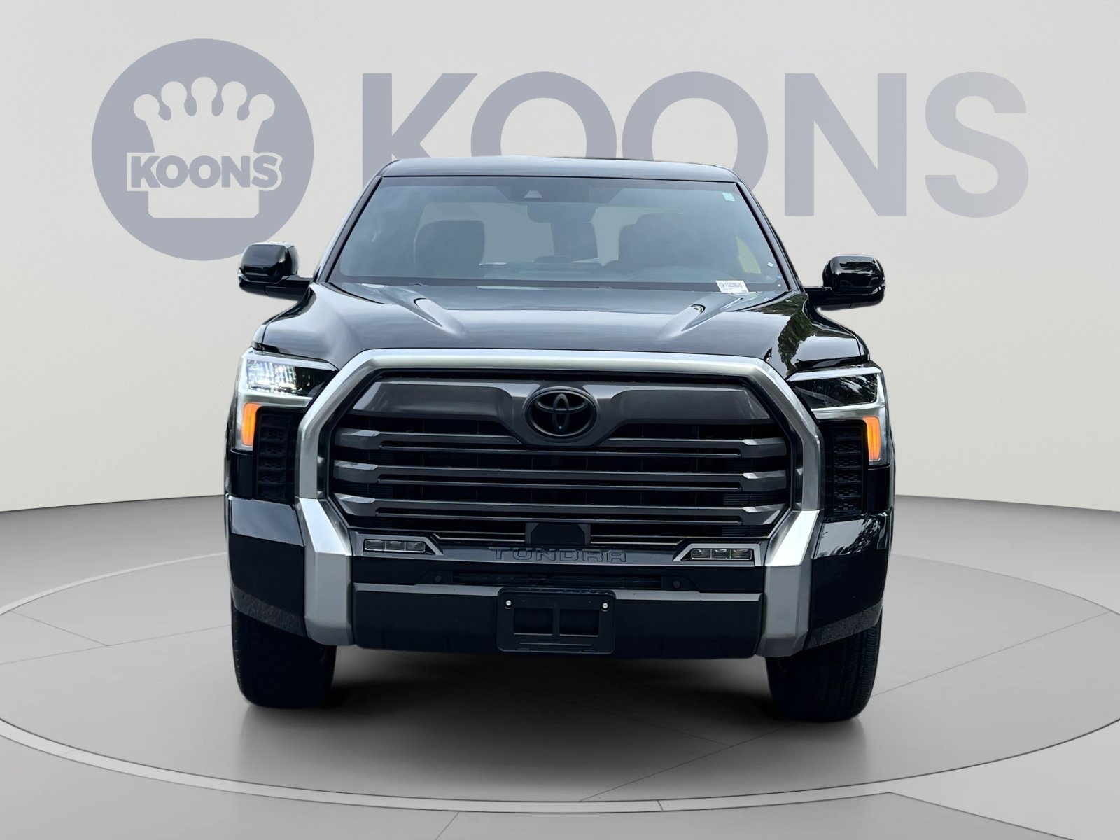 Used 2026 Toyota Tundra Limited AWD/4WD image 4
