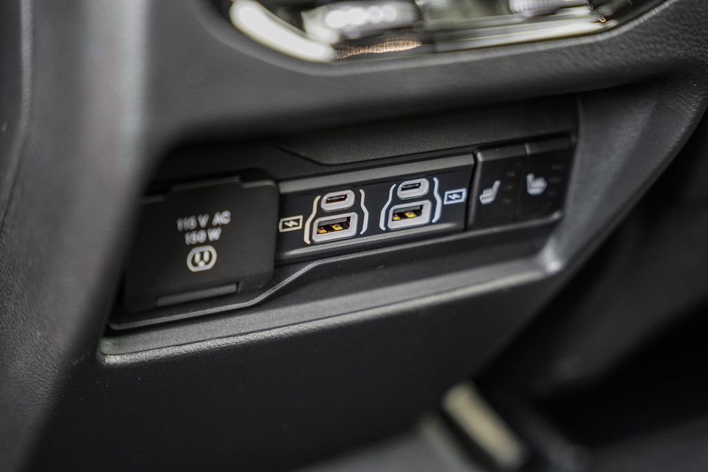 New 2025 Jeep Grand Cherokee Overland w/ Adv Protech Group III image 33