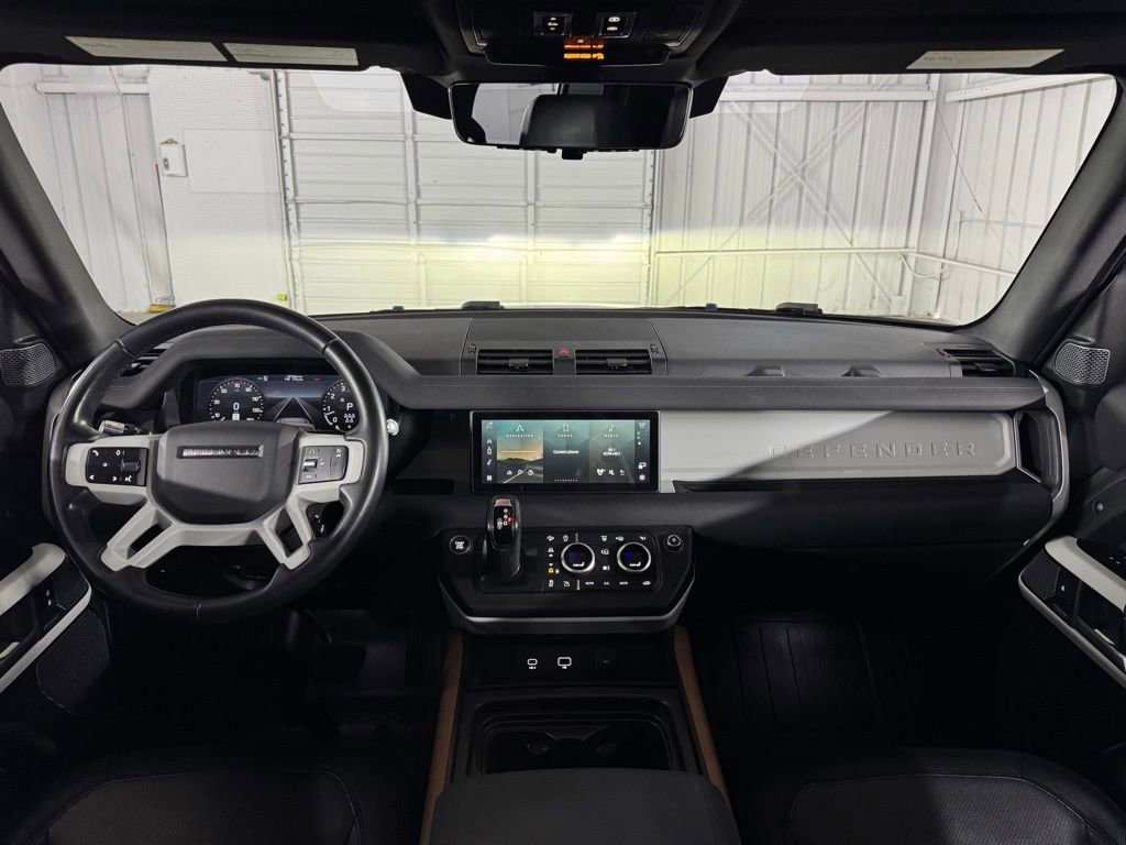 Used 2022 Land Rover Defender 110 X-Dynamic SE AWD/4WD image 24