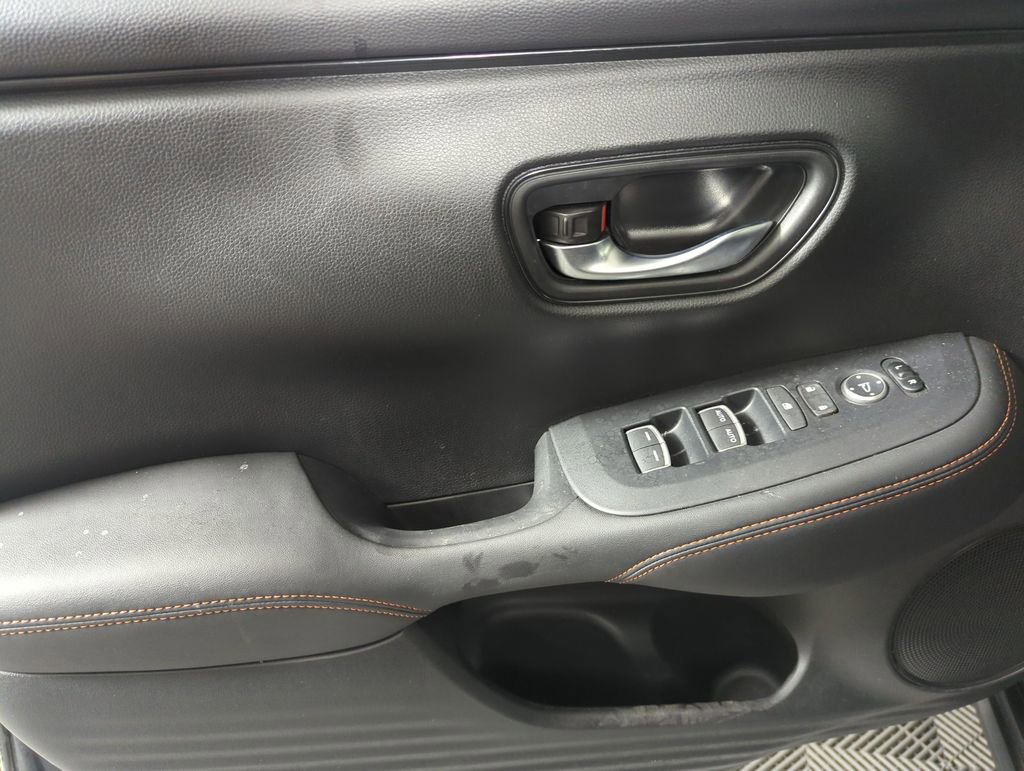 Certified 2025 Honda HR-V Sport image 10