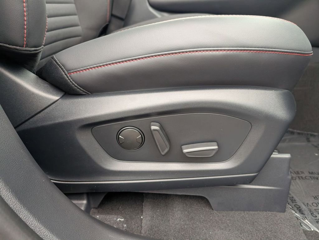 New 2026 Ford Explorer ST-Line w/ ST-Line Street Pack image 47