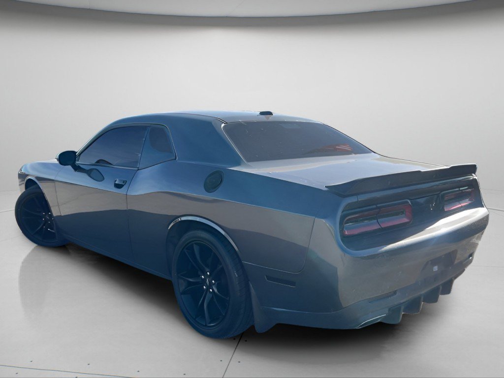 Used 2018 Dodge Challenger SXT Plus RWD image 12