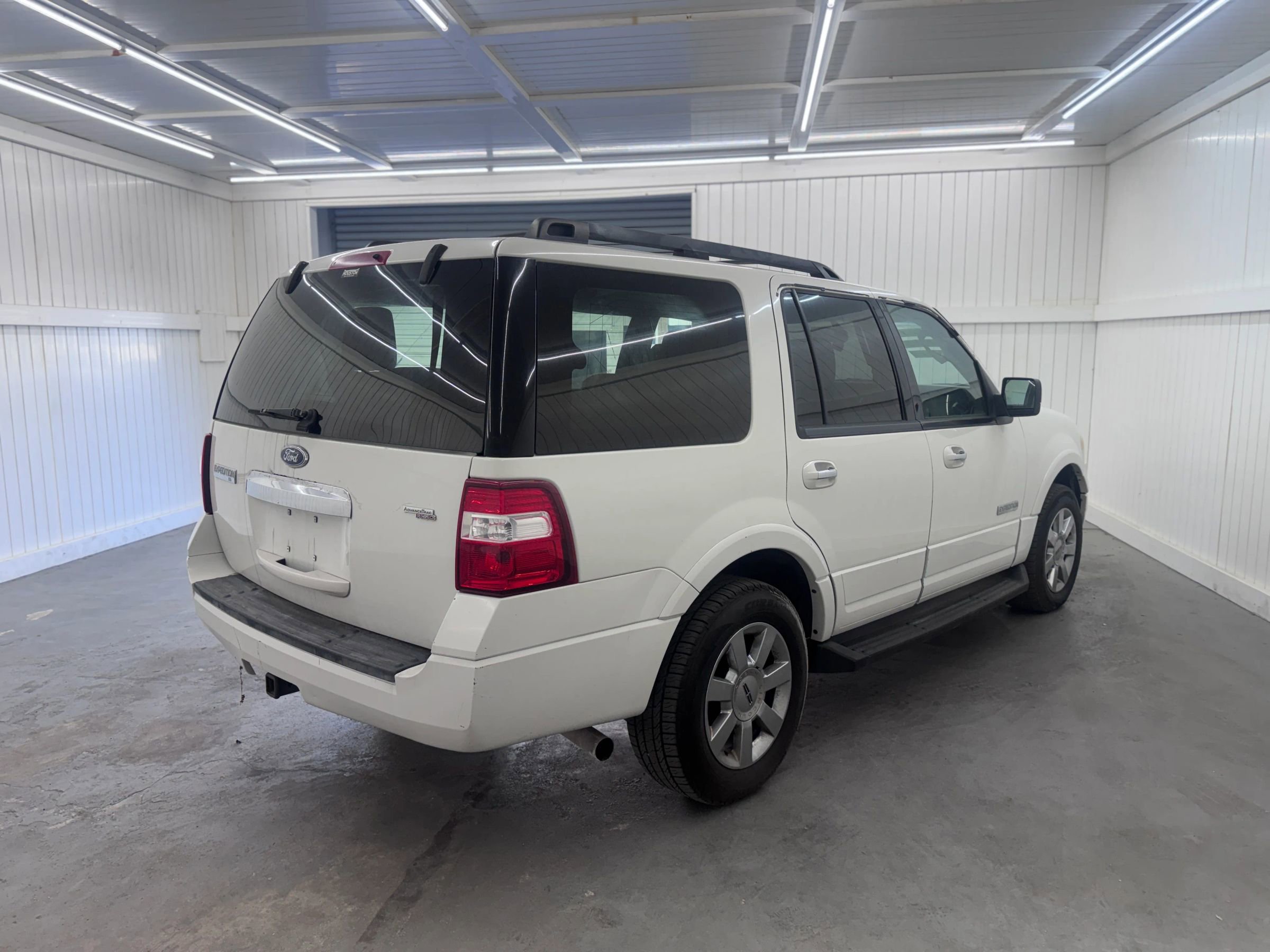 Used 2008 Ford Expedition XLT RWD image 5