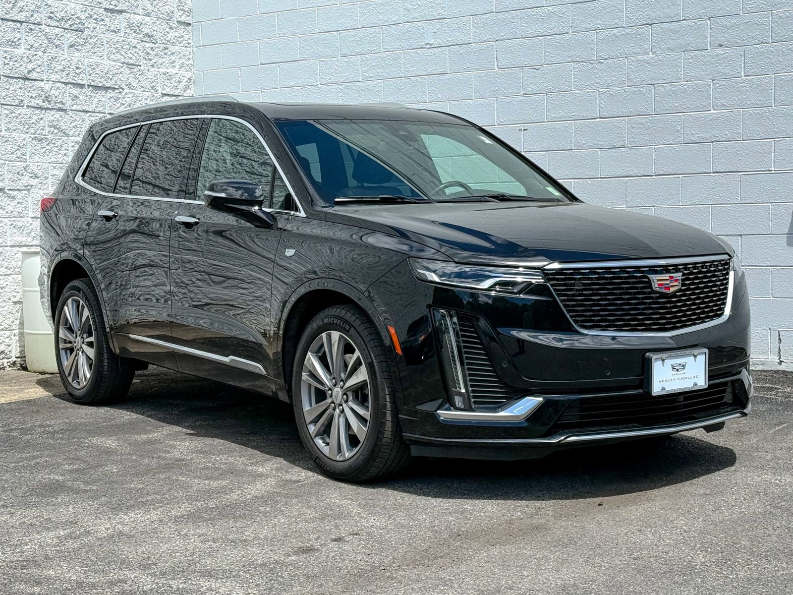 Certified 2023 Cadillac XT6 Premium Luxury