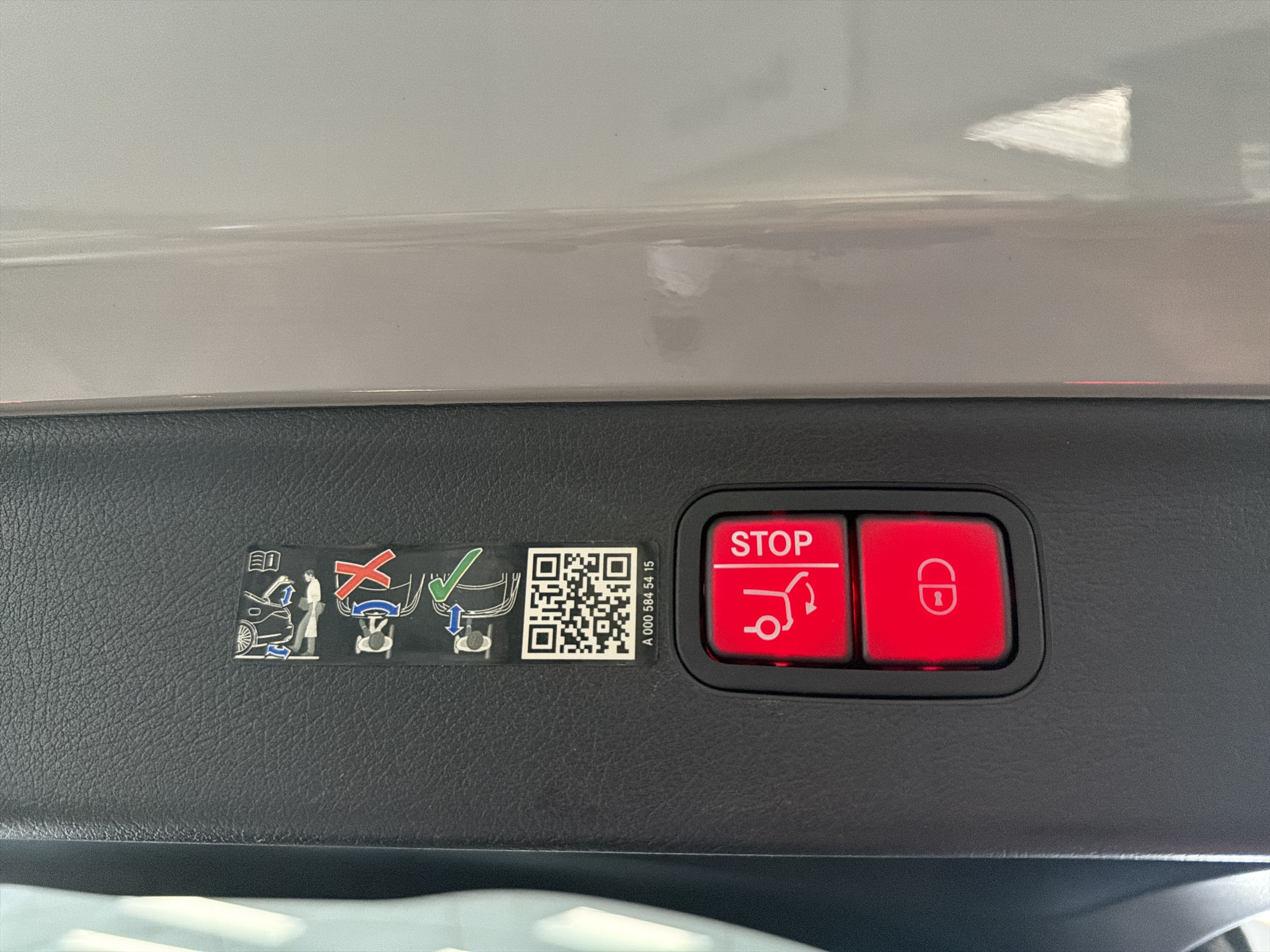 Certified 2023 Mercedes-Benz EQS 580 4MATIC SUV image 30