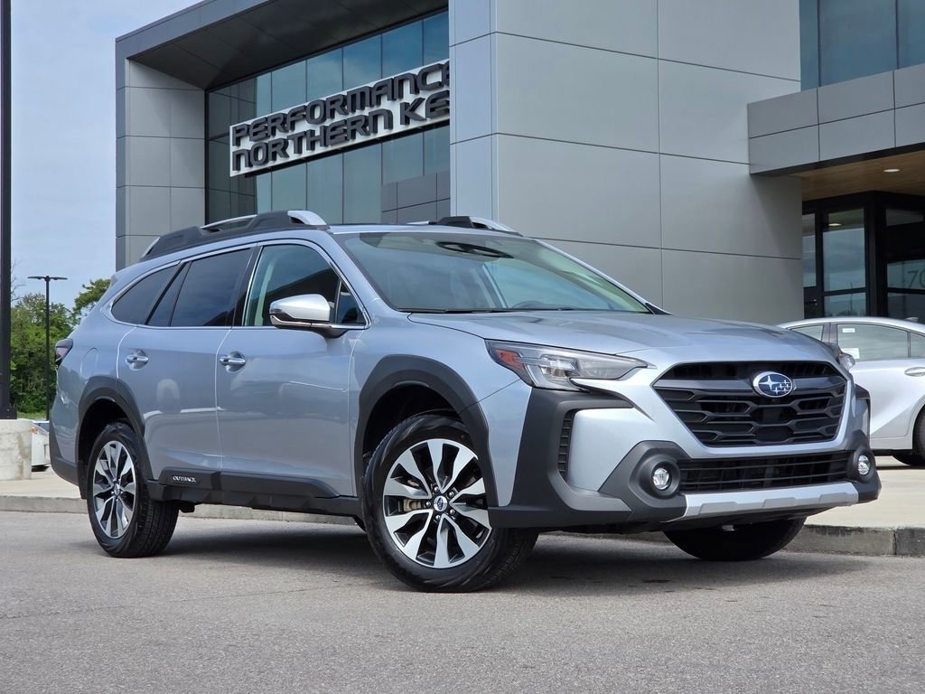 Used 2025 Subaru Outback Touring XT w/ Popular Package #2 AWD/4WD image 2