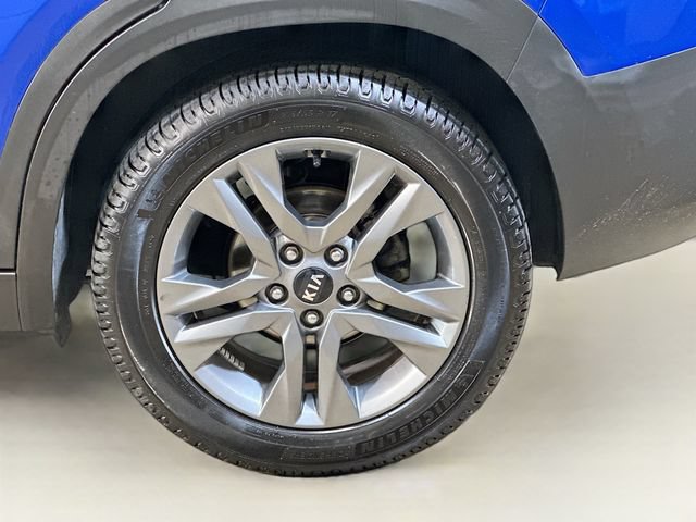 Used 2021 Kia Seltos S FWD image 6