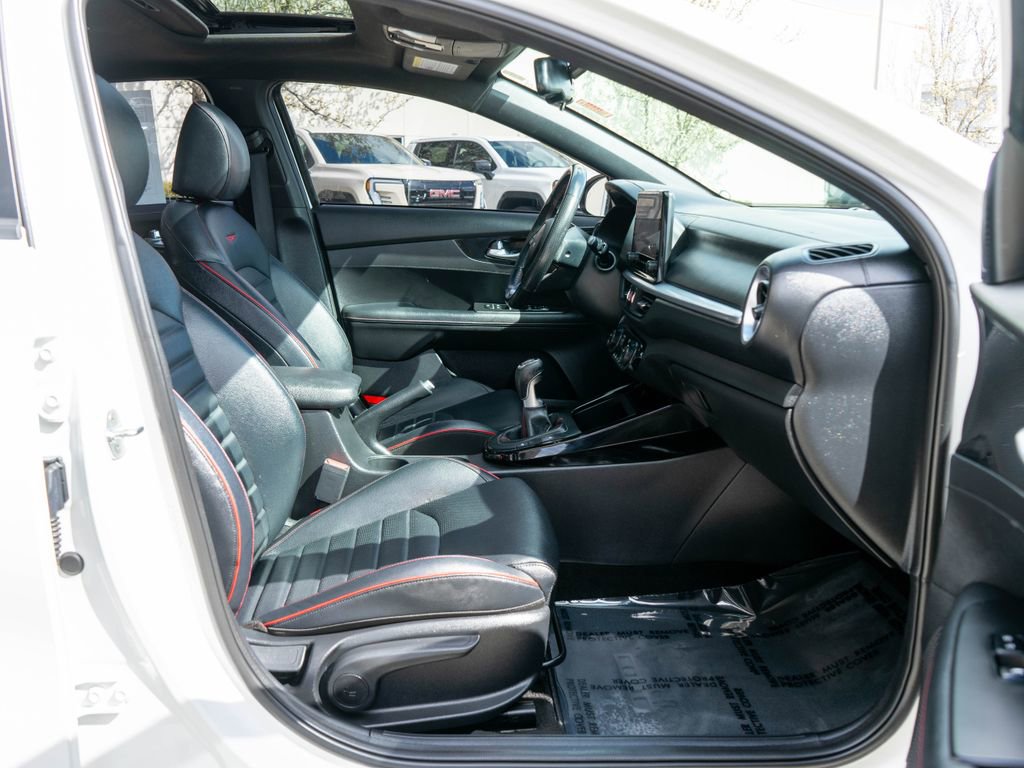 Used 2023 Kia Forte GT image 10